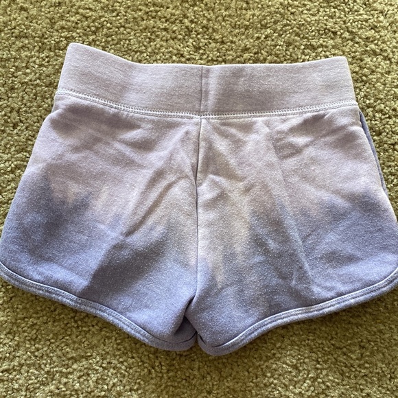 Girls Abercrombie Shorts - Picture 4 of 4